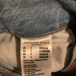 American Eagle Mom Jeans